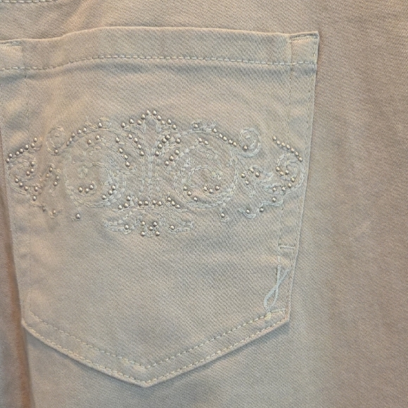 Jones New York Sutton Straight Khaki Pants - Picture 7 of 11